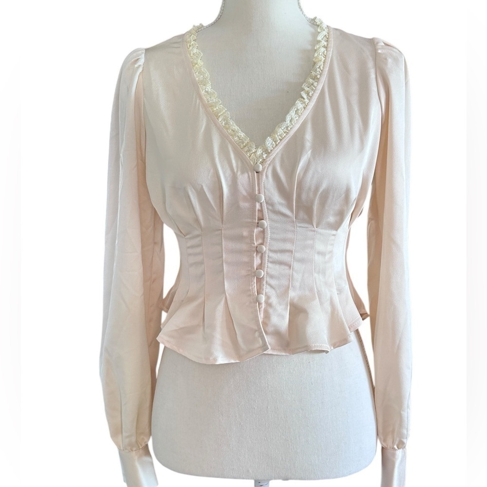 #89 Forever 21 Shirred Lace Trim Long Sleeve in Cream